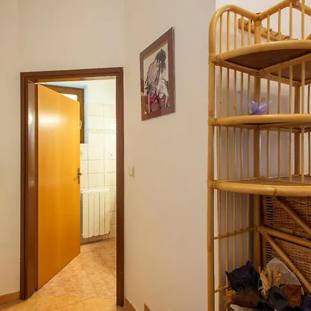 Ferienwohnung Fuer 2 Personen 1 Kind Ca 40 Qm In Pula, Istrien Istrische Riviera Apartment