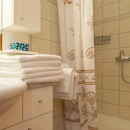 Ferienwohnung Fuer 2 Personen 1 Kind Ca 40 Qm In Pula, Istrien Istrische Riviera Apartment