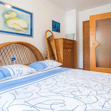 Ferienwohnung Fuer 2 Personen 1 Kind Ca 40 Qm In Pula, Istrien Istrische Riviera * Pula